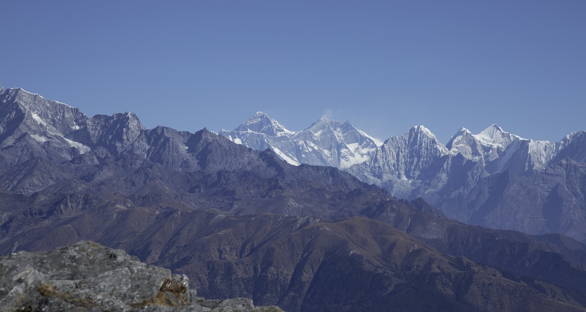 सर्वाेच्च शिखर सगरमाथा।